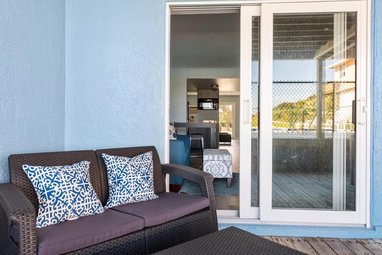 Blue View Inn Melbourne Shores エクステリア 写真